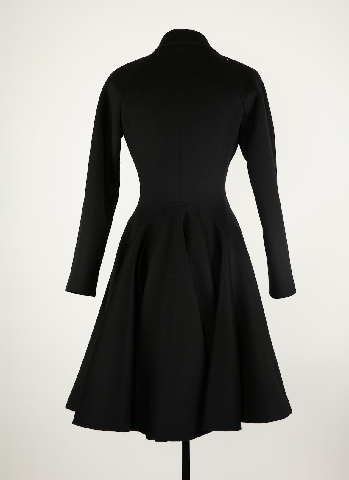 Coats ALAÏA BLACK COATS